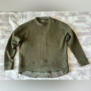 NOBULL women’s pullover